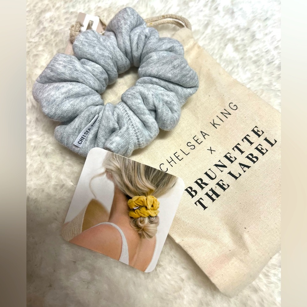 🥳 Host Pick! 🎉 BNWT BTL x Chelsea King Scrunchie 1